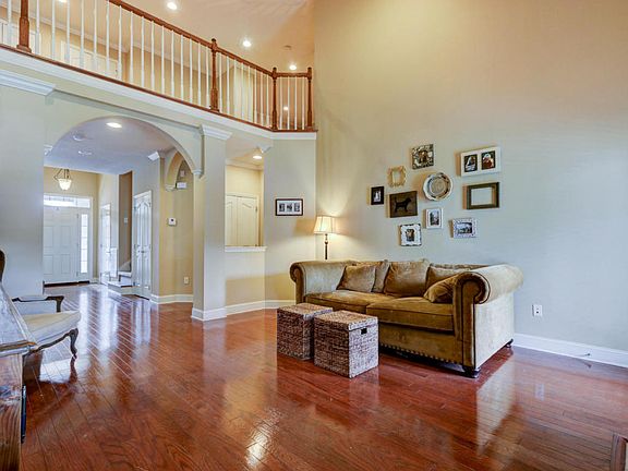 5th image of 10721 Rock Arbor Way