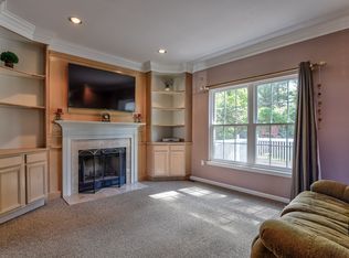 39 Violet Cir, Howell, NJ 07731