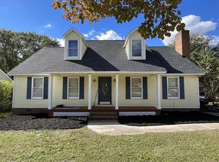 121 Pin Oak Ct, Lexington, SC 29073