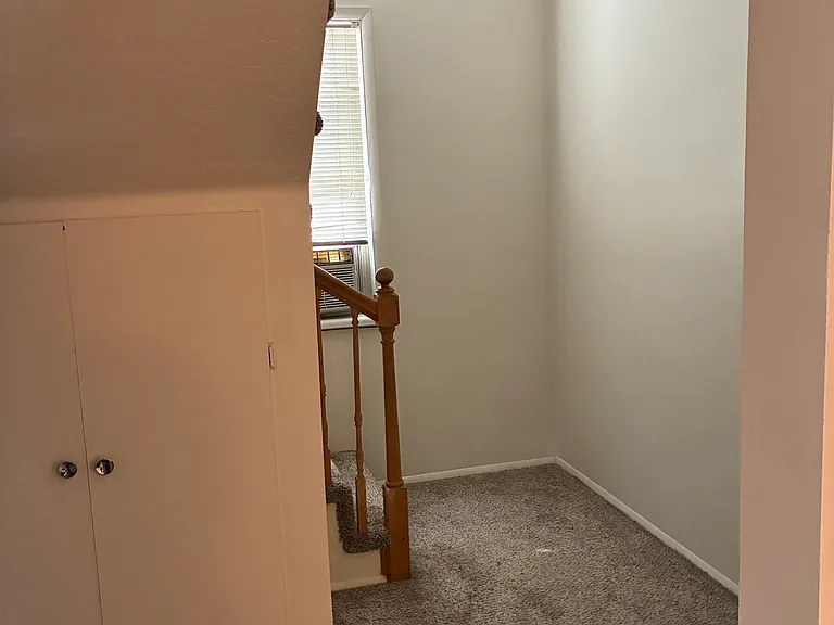 1156 E Westminster Ave #A — Photo 10