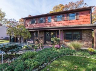 8 Heinrich Rd, Somerset, NJ 08873