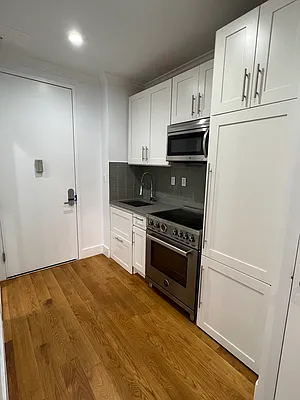 Rented by OGI Management | media 22