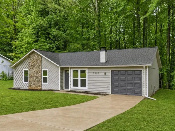 5006 Galbraith Cir, Stone Mountain, GA 30088