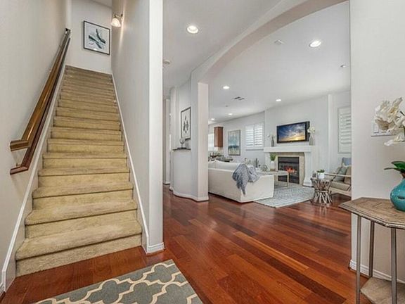 1st level into living room