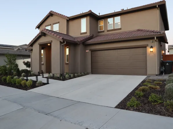 1068 Osprey Dr, Lathrop, CA 95330