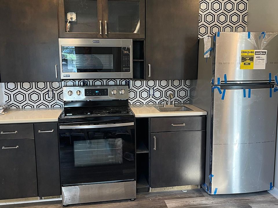 newly renovated all stainless!!