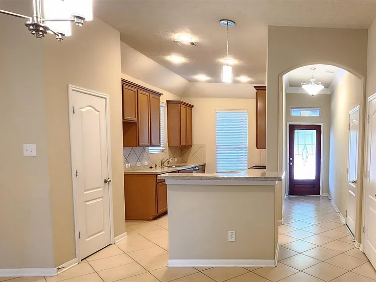 24502 Carlton Springs Ln — Photo 4