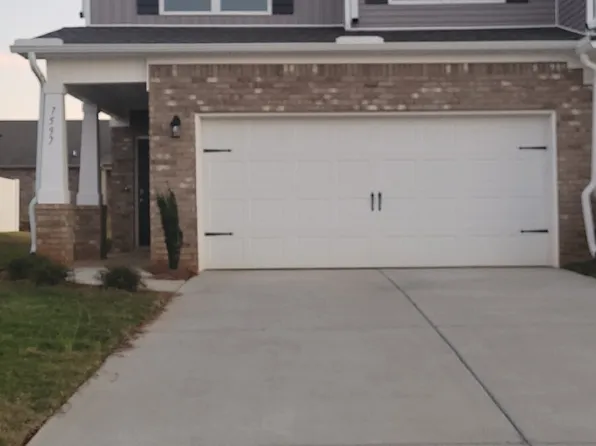 7597 Discovery Point Dr, Huntsville, AL 35806