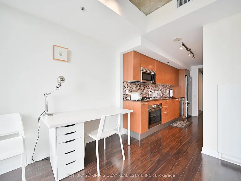 375 King St W #2908 — Photo 10