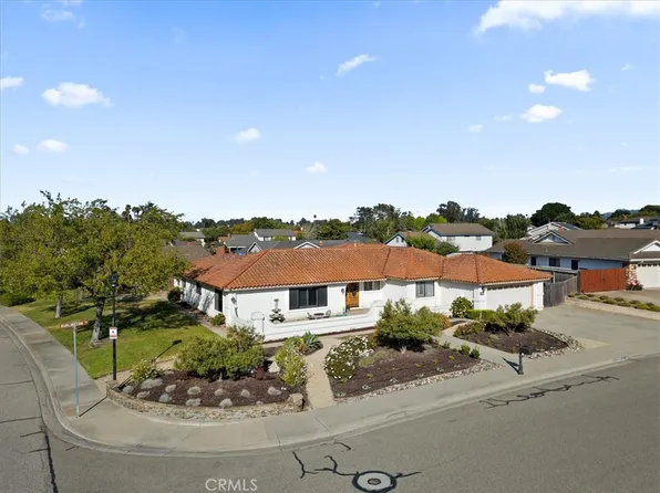 4330 Burlington Dr, Santa Maria, CA 93455