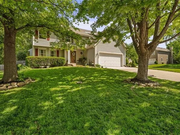 14242 W 122nd Ter, Olathe, KS 66062