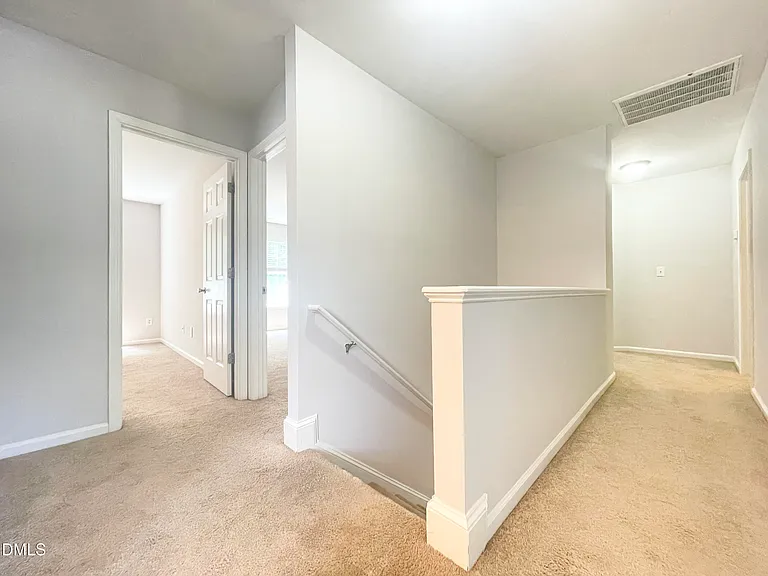 112 Taylors Creek Ct — Photo 14