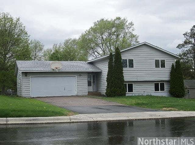 1st image of 310 N Elm Street
