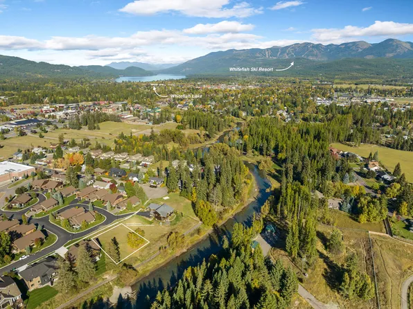 713 Clearwater Dr, Whitefish, MT 59937