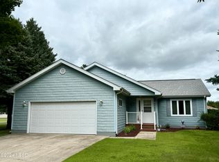 311 Jamie Cir, Sisseton, SD 57262
