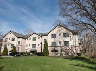 8146 Mount Air Pl, Columbus, OH 43235