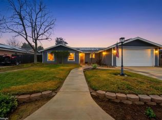 813 W Willow St, Exeter, CA 93221