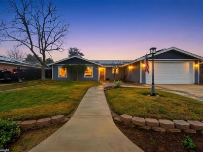 813 W Willow St, Exeter, CA, 93221