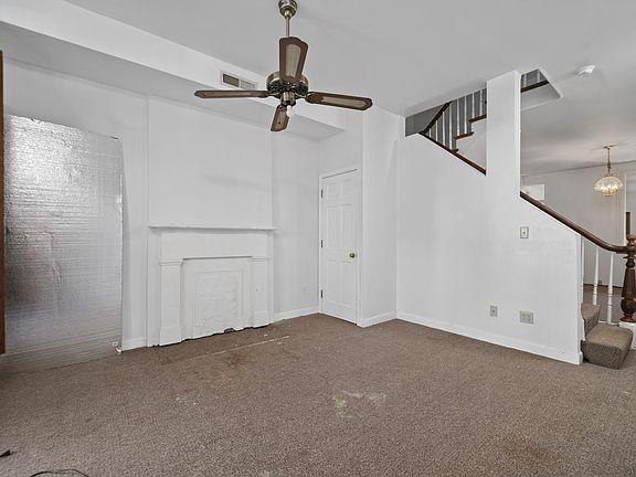 5th image of 101 S Pine St