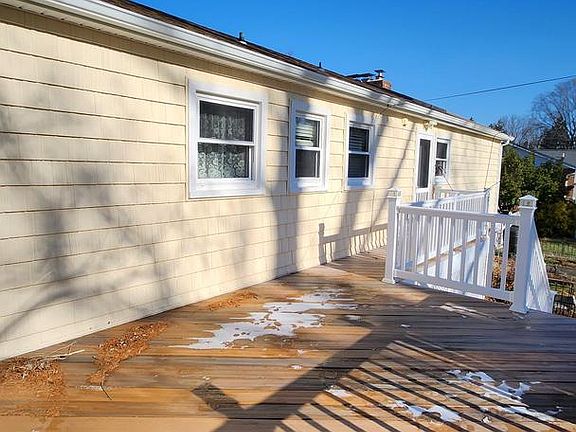 5th image of 1308 Saratoga Dr