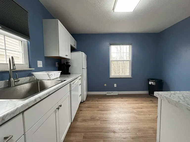 142 Lively St #5 — Photo 5