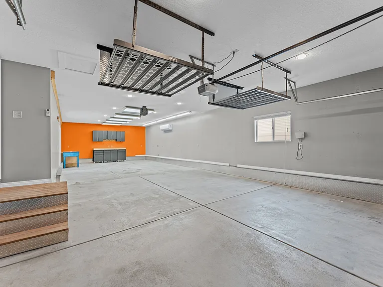3 E Alfred Ave — Photo 3