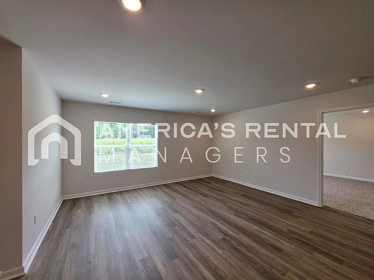 107 Jonboy Ave — Photo 23