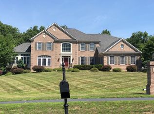 42596 Iron Bit Pl, Chantilly, VA 20152