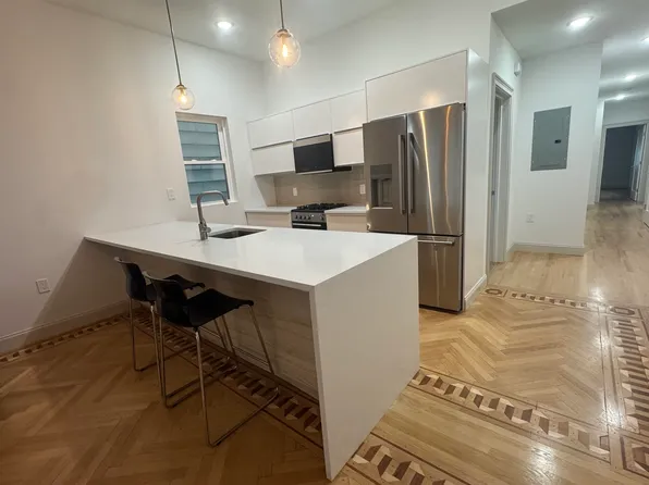 315 25th St, Union City, NJ