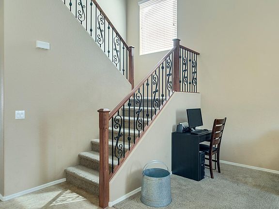 04_17842_W_Lincoln_St__04_mls