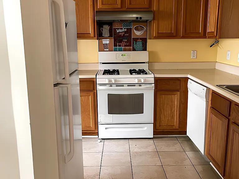 Rhinehart Dr — Photo 4
