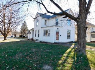 304 E Tremont St, Hillsboro, IL 62049