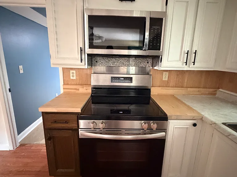 255 Ridge Rd #2 — Photo 3
