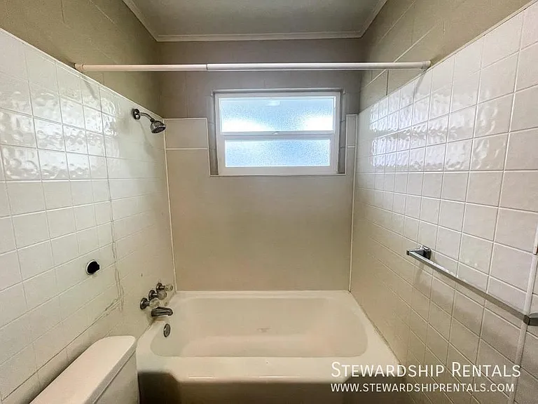 76243 Gale St #1 — Photo 13