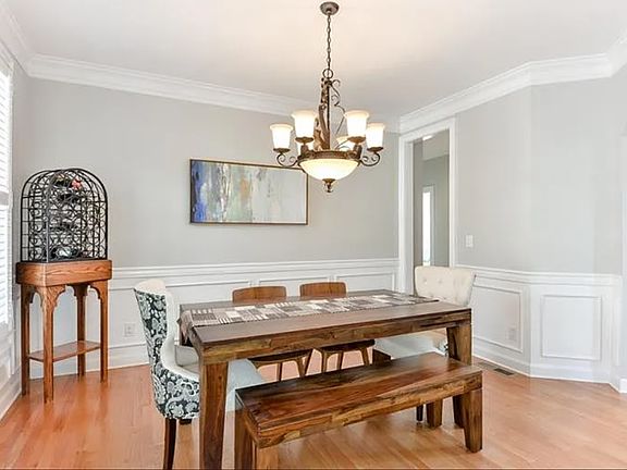 Main Level: Formal Dining Room