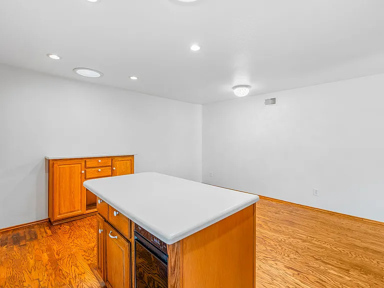 2039 Village Wood Rd — Photo 19