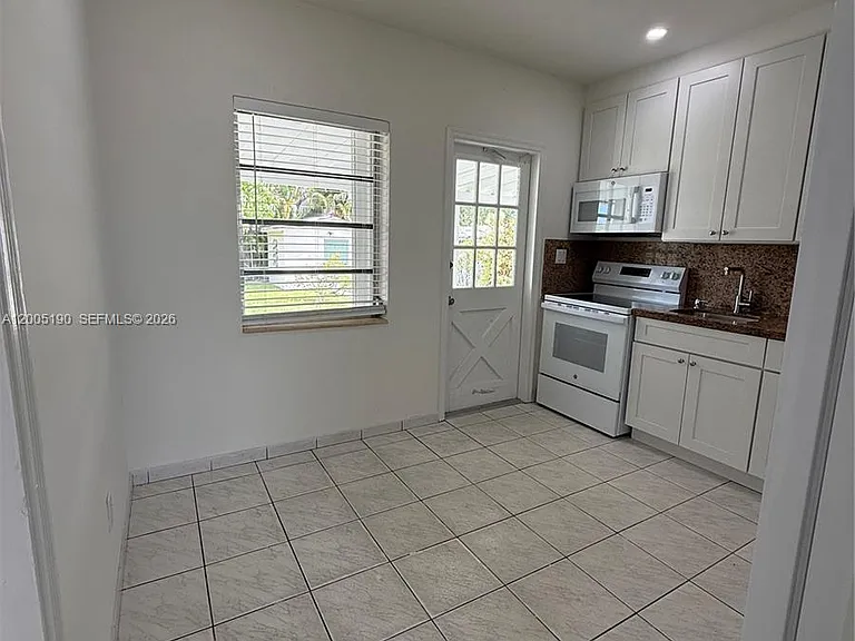 7231 NW 2nd Ter — Photo 22