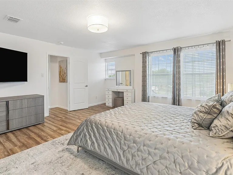 1653 Knight Trl — Photo 25