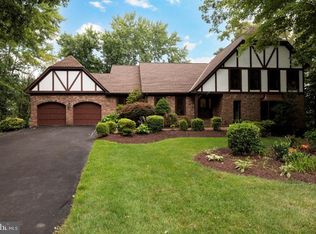 7511 Rambling Ridge Dr, Fairfax Station, VA 22039