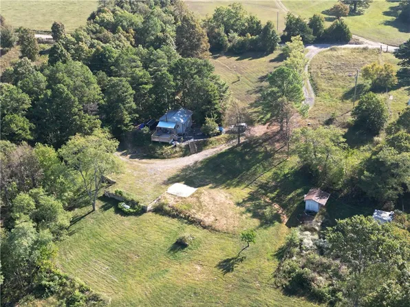 662 Star Mountain Rd, Marshall, AR 72650