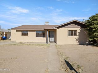 424 Hoagland Rd, Las Cruces, NM 88005