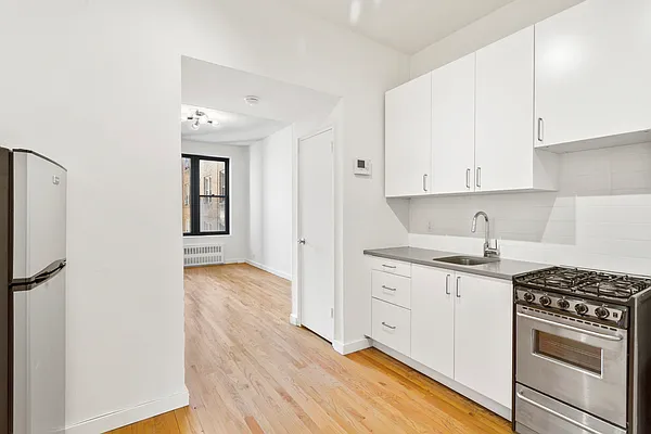 Rented by Douglas Elliman | media 2