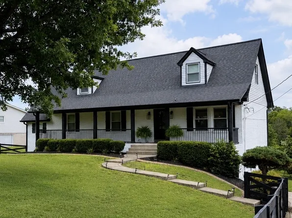 1317 Dickerson Bay Dr, Gallatin, TN 37066