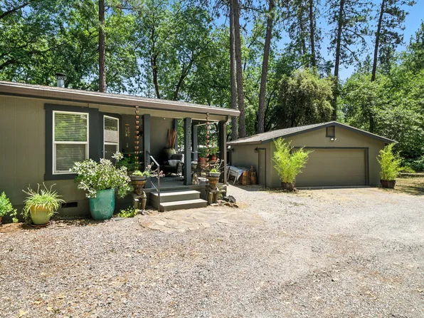 20775 Oak St, Lakehead, CA 96051