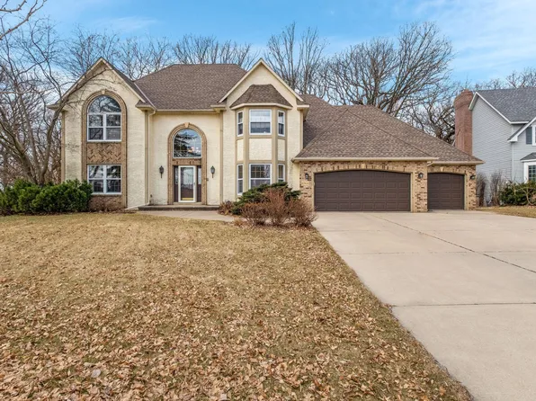 8966 Jewel Ave S, Cottage Grove, MN 55016