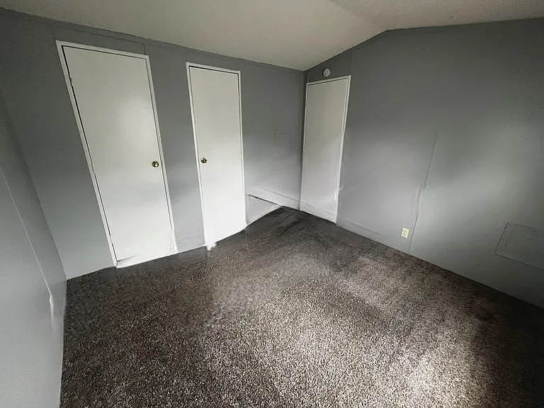420 N 200 W #MAIN — Photo 2