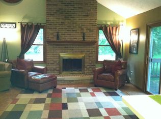 7780 Riverview Rd, Brecksville, OH 44141