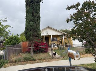 529 W North St #W, Colton, CA 92324