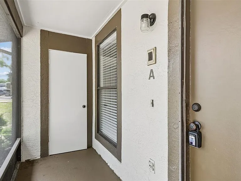 2945 Grovewood Blvd #A — Photo 6