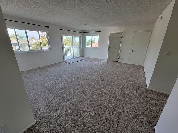 Entrance/Living Room